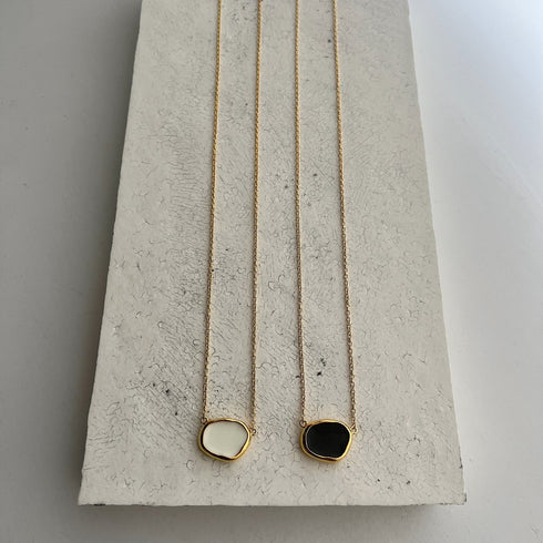 Lulu long necklace